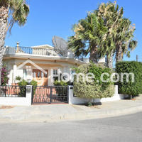 House in Republic of Cyprus, Eparchia Larnakas, 230 sq.m.
