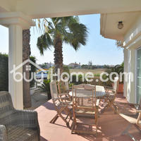 House in Republic of Cyprus, Eparchia Larnakas, 230 sq.m.