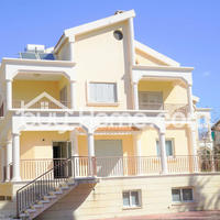 House in Republic of Cyprus, Eparchia Larnakas, Larnaca, 431 sq.m.
