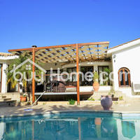 House in Republic of Cyprus, Larnaca, 400 sq.m.