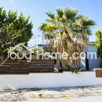 House in Republic of Cyprus, Larnaca, 400 sq.m.