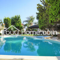 House in Republic of Cyprus, Larnaca, 400 sq.m.