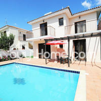 House in Republic of Cyprus, Eparchia Larnakas, Larnaca, 170 sq.m.