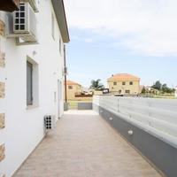 House in Republic of Cyprus, Eparchia Larnakas, Larnaca, 194 sq.m.