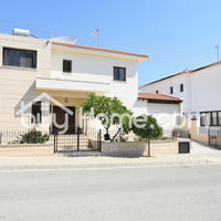 House in Republic of Cyprus, Larnaca, 230 sq.m.