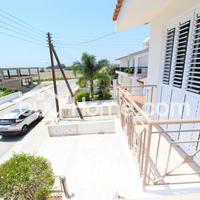 House in Republic of Cyprus, Eparchia Larnakas, Larnaca, 118 sq.m.