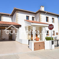 House in Republic of Cyprus, Eparchia Larnakas, Larnaca, 430 sq.m.