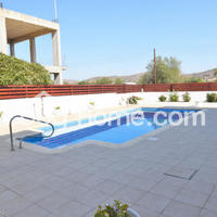 House in Republic of Cyprus, Eparchia Larnakas, Larnaca, 430 sq.m.