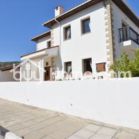 House in Republic of Cyprus, Eparchia Larnakas, Larnaca, 430 sq.m.