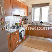 House in Republic of Cyprus, Eparchia Larnakas, 200 sq.m.