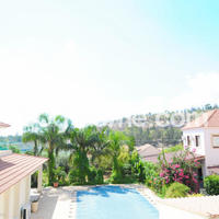 House in Republic of Cyprus, Eparchia Larnakas, Larnaca, 200 sq.m.