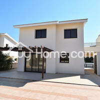 House in Republic of Cyprus, Eparchia Larnakas, Larnaca, 149 sq.m.