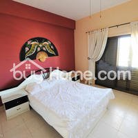 House in Republic of Cyprus, Larnaca, 420 sq.m.