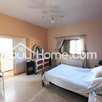 House in Republic of Cyprus, Larnaca, 420 sq.m.