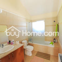 House in Republic of Cyprus, Eparchia Larnakas, 204 sq.m.