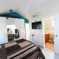 House in Republic of Cyprus, Eparchia Larnakas, 204 sq.m.