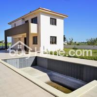 House in Republic of Cyprus, Eparchia Larnakas, 198 sq.m.