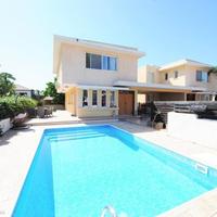 House in Republic of Cyprus, Larnaca, 180 sq.m.