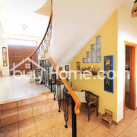 House in Republic of Cyprus, Eparchia Larnakas, Larnaca, 220 sq.m.