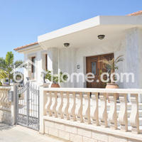 Дом на Кипре, Ларнака, 290 кв.м.