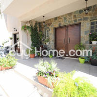 House in Republic of Cyprus, Eparchia Larnakas, Larnaca, 270 sq.m.