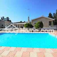 Дом на Кипре, Ларнака, 607 кв.м.