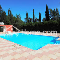 Дом на Кипре, Ларнака, 607 кв.м.