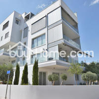 Apartment in the city center in Republic of Cyprus, Eparchia Larnakas, Larnaca, 144 sq.m.