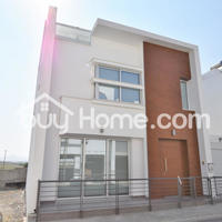 House in Republic of Cyprus, Eparchia Larnakas, Larnaca, 244 sq.m.