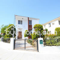 House in Republic of Cyprus, Eparchia Larnakas, Larnaca, 248 sq.m.