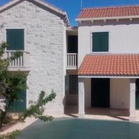 Вилла в Хорватии, Медулин, 151 кв.м.