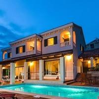 Вилла в Хорватии, Медулин, 320 кв.м.