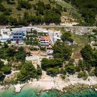 Вилла на первой линии моря/озера в Хорватии, Медулин, 550 кв.м.