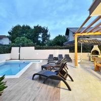 Villa in Croatia, Medulin, 330 sq.m.