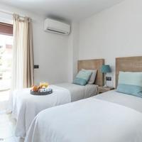 Apartment in the city center in Spain, Catalunya, Begur, 213 sq.m.