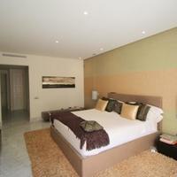 Апартаменты на первой линии моря/озера в Испании, Каталония, Багур, 197 кв.м.