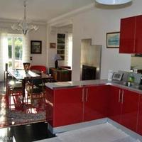 Вилла на второй линии моря/озера в Италии, Вентимилья, 300 кв.м.