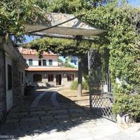 Дом на первой линии моря/озера в Италии, Вентимилья, 570 кв.м.