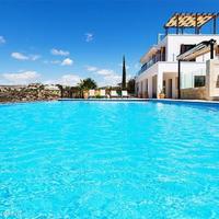 Villa in Republic of Cyprus, Eparchia Pafou, 300 sq.m.