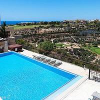 Villa in Republic of Cyprus, Eparchia Pafou, 300 sq.m.