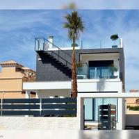 Villa in Spain, Comunitat Valenciana, Alicante, 164 sq.m.