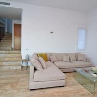 Villa in Spain, Comunitat Valenciana, Alicante, 200 sq.m.