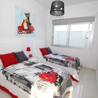 Villa in Spain, Comunitat Valenciana, Alicante, 110 sq.m.
