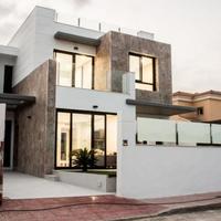 Villa in Spain, Comunitat Valenciana, Alicante, 130 sq.m.