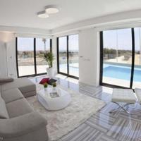 Villa in Spain, Comunitat Valenciana, Alicante, 305 sq.m.
