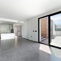 Villa in Spain, Comunitat Valenciana, Alicante, 102 sq.m.