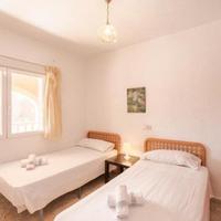 Villa in Spain, Comunitat Valenciana, Alicante, 800 sq.m.