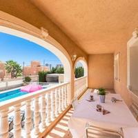 Villa in Spain, Comunitat Valenciana, Alicante, 800 sq.m.