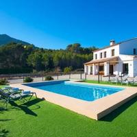 Villa in Spain, Comunitat Valenciana, Alicante, 310 sq.m.