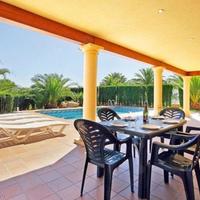 Villa in Spain, Comunitat Valenciana, Alicante, 270 sq.m.